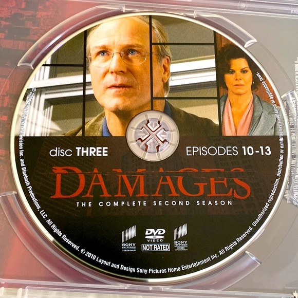 DAMAGES SEASON 2 DVD 3 DISC SET Glenn Close Rose Byrne William Hurt GUC - Picture 9 of 9